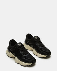 SEBI Black Low-Top Lace-Up Women's Sneaker