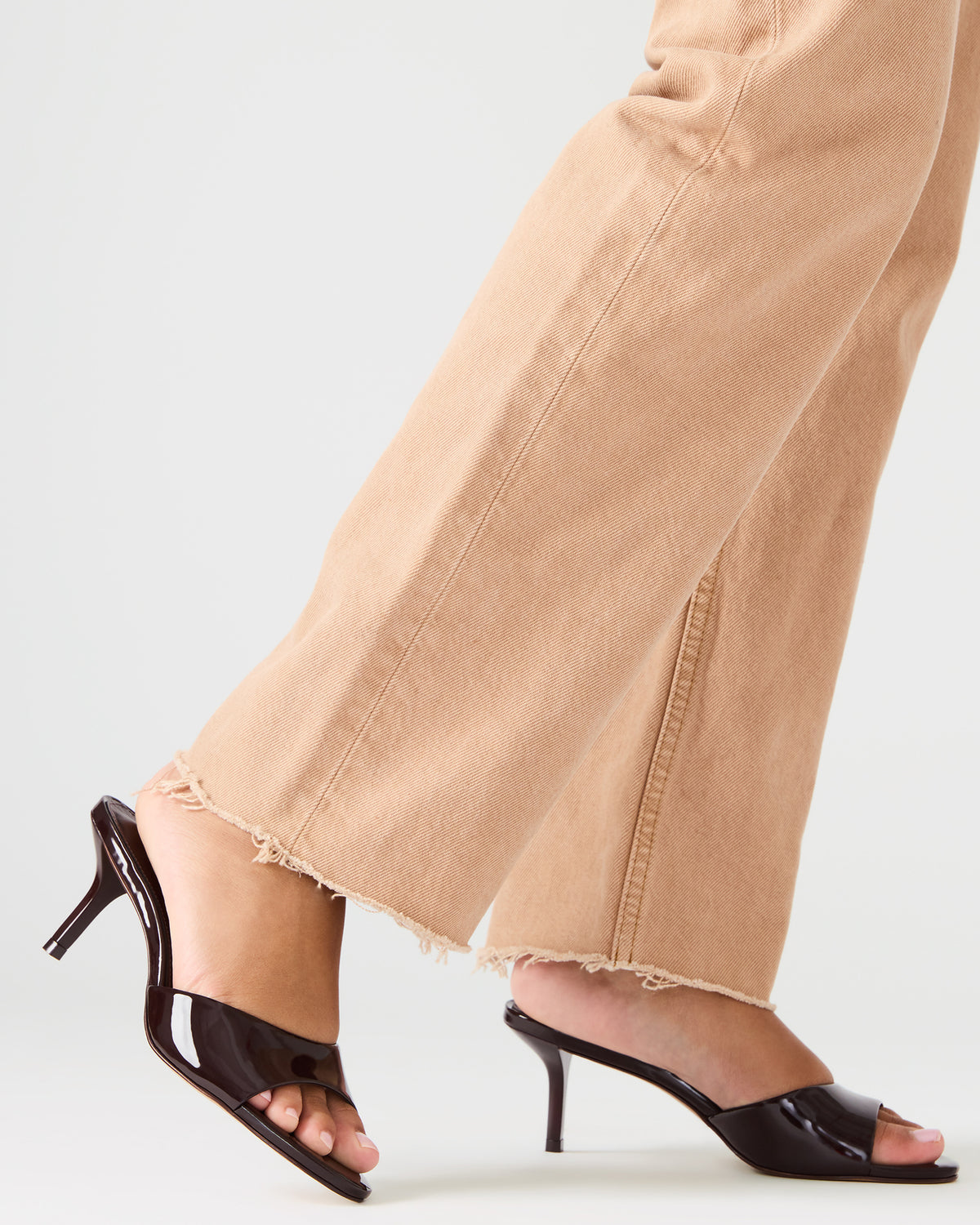 KENDRIX Gold Leather Mule Stiletto Women's Heel