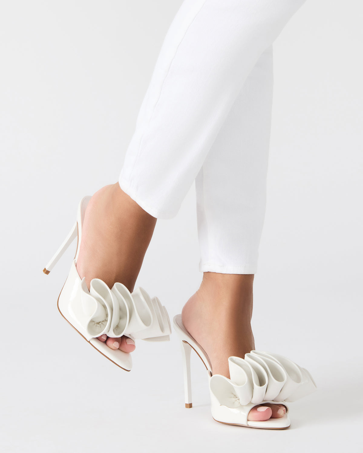 AFFINITY White Patent Pointed-Toe Stiletto Mule Women's Heel