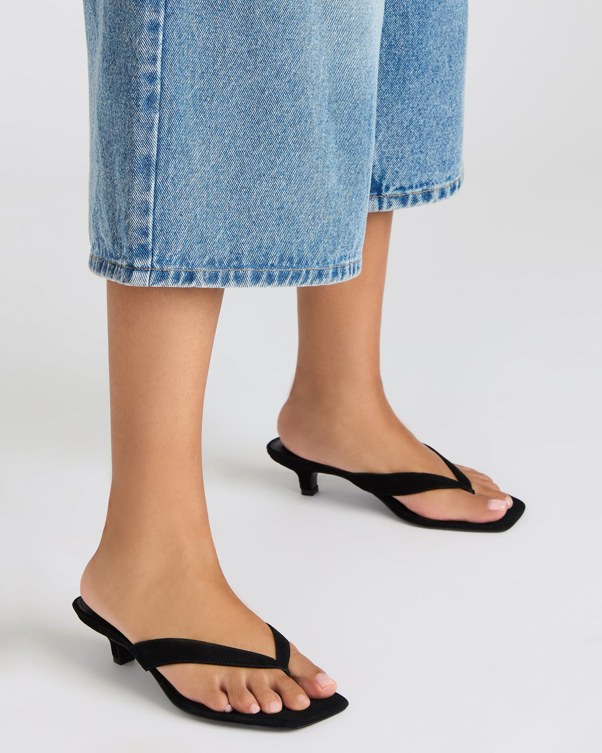 TRACIE Red Suede Thong Strap Women's Kitten Heel