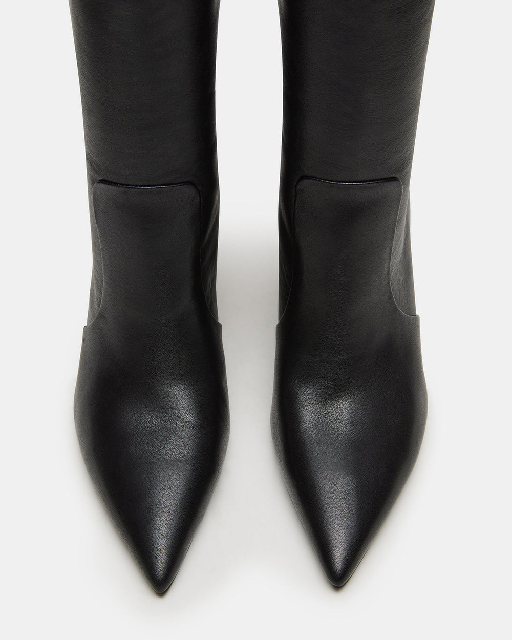 SKYLINE Black Leather Knee-High Pointed Toe Women's Boot