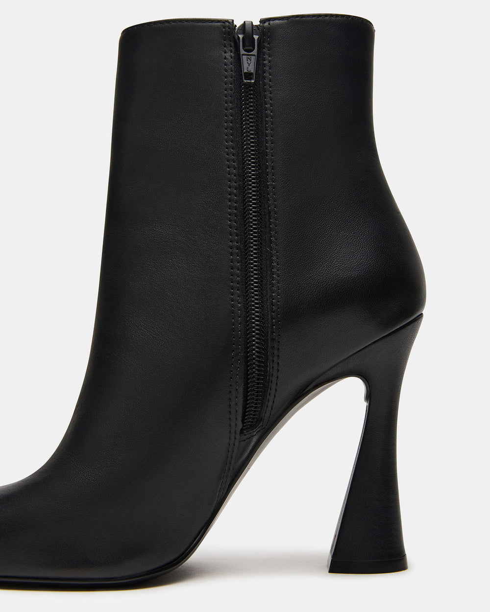 BOLERO Black Leather Pointed-Toe Heeled Women's Ankle Boot