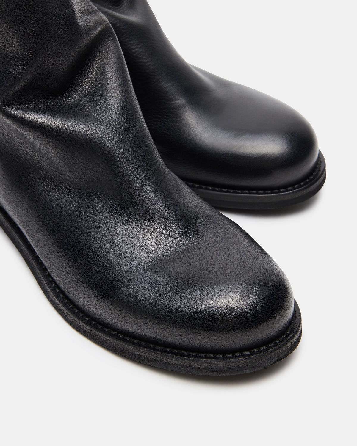 HUGHIE Black Leather Women's Ankle Boot