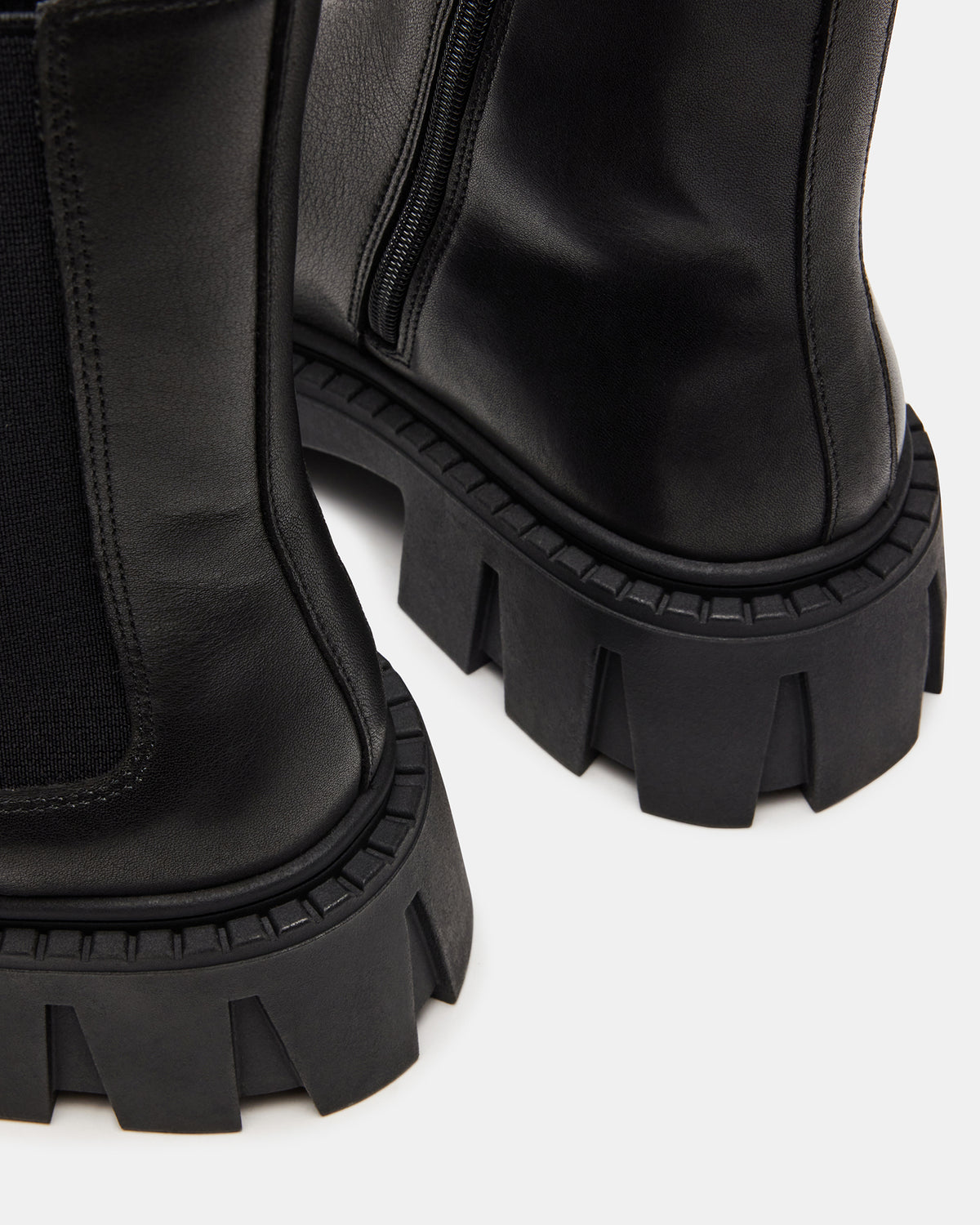 CHARGES Black Leather Platform Bootie | Women's Booties