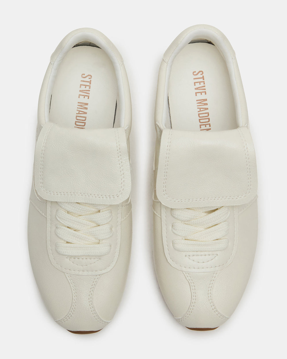 MOBILITY White Leather Women's Low-Top Lace-Up Sneaker