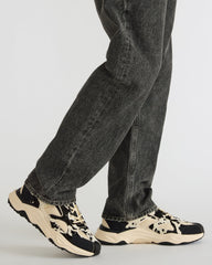 SALVADOR Black/White Low-Top Lace-Up Men's Sneaker