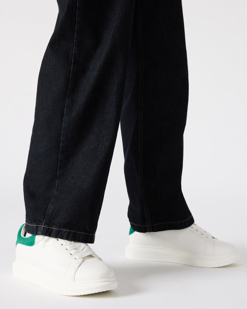 FROSTED Green Multi Men's Low-Top Lace-Up Sneaker