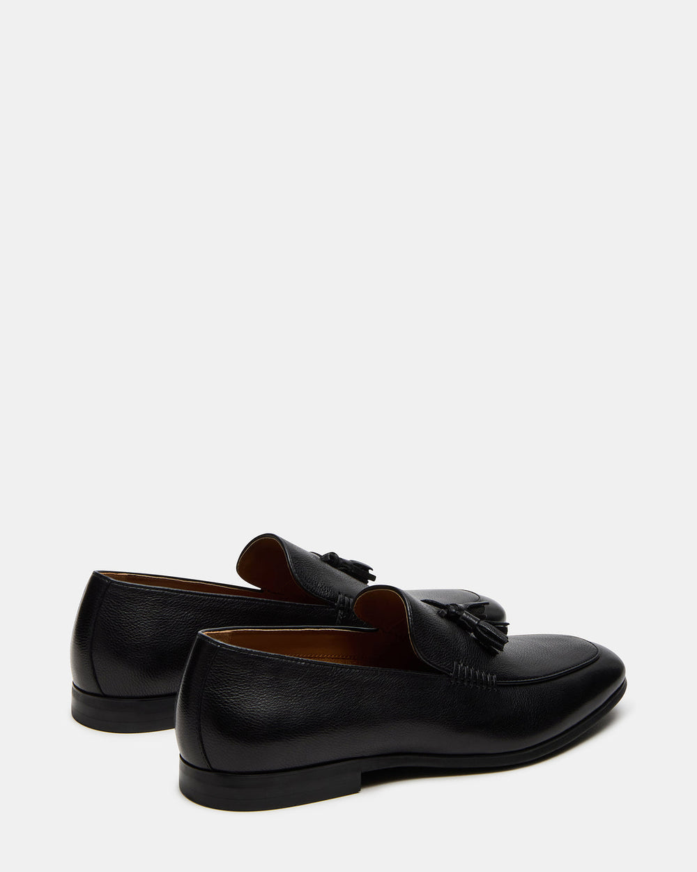 ONDRE Black Leather Tassel Slip-On Men's Loafer