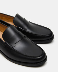 COLVER Black Leather Men's Slip-On Loafer