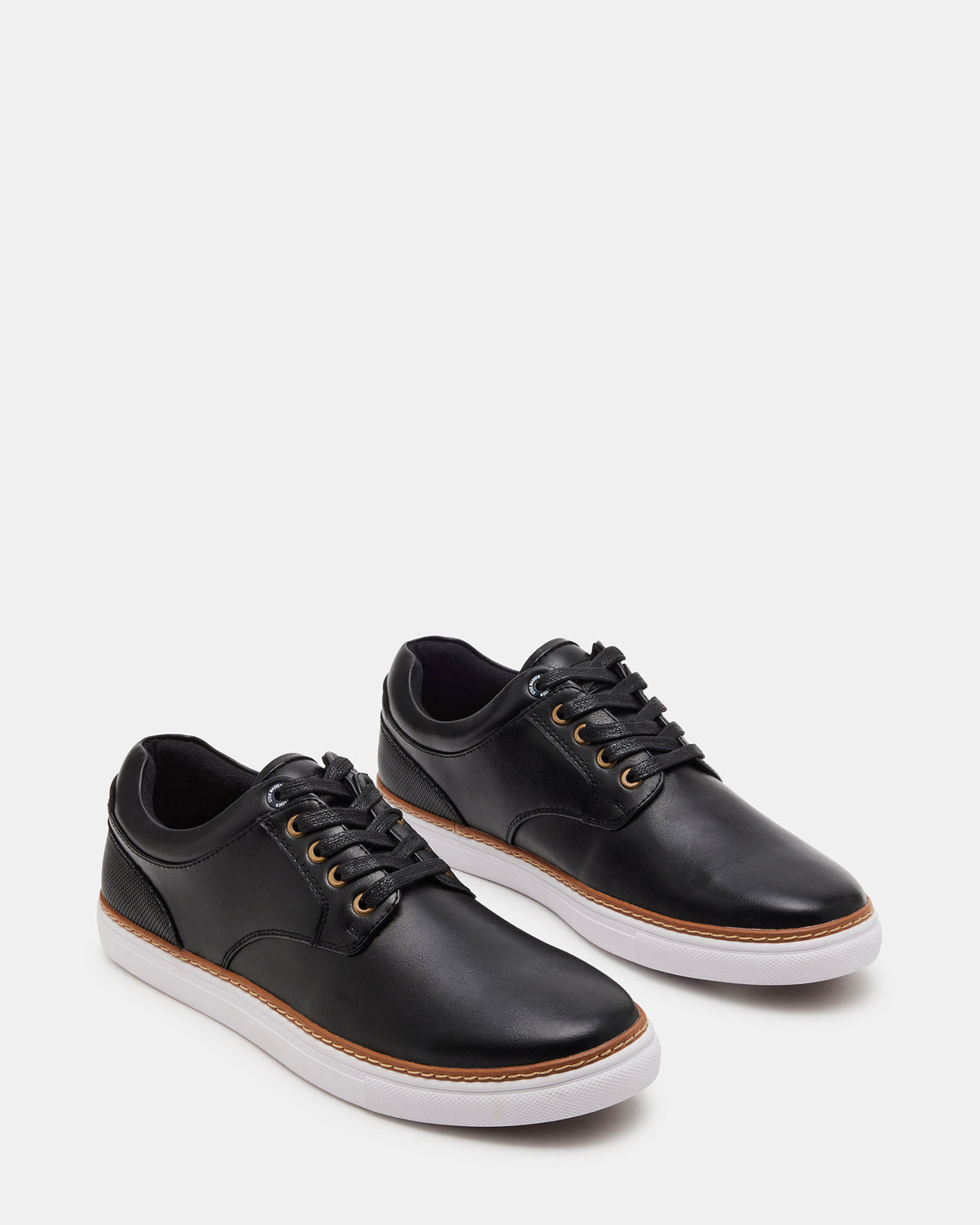 GUSS Black Low-Top Men's Casual Shoe
