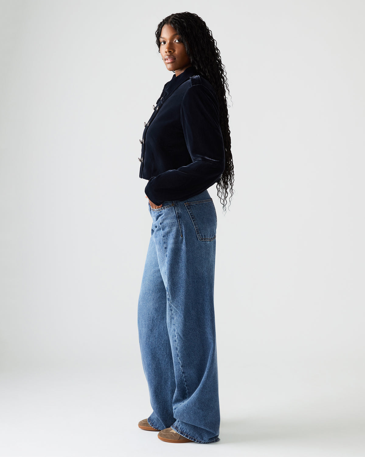 TONIA Indigo Haze Velvet Button-Up Long-Sleeved Women's Blazer Jacket