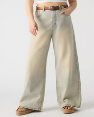 MAGNUS Women's Washed Denim Wide-Leg Jeans